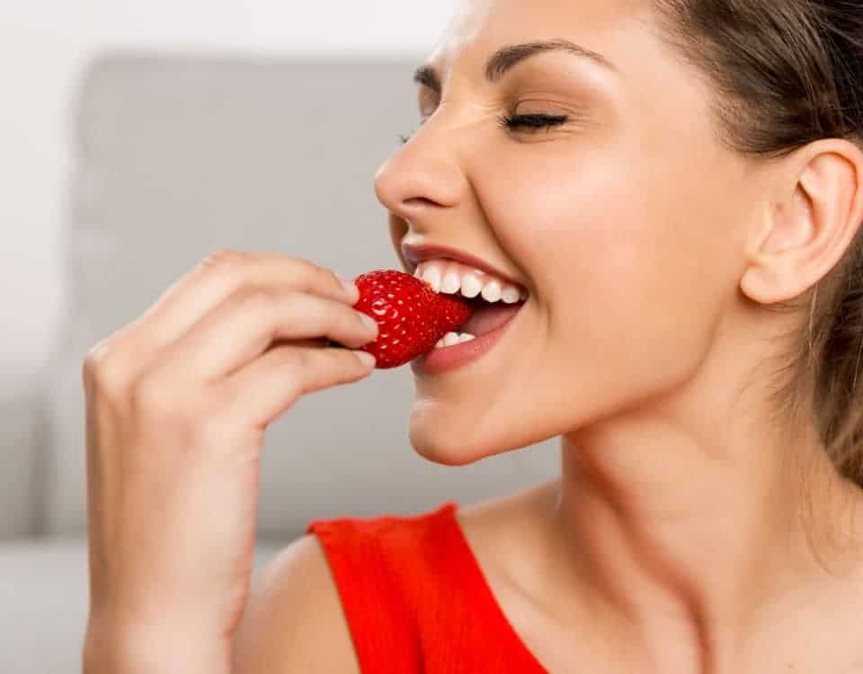 How Can You Protect Your Results After Laser Teeth Whitening Macclesfield?